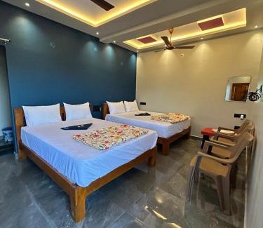 Kamalapur House | MEENAKSHI GUEST Inn