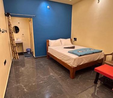 Kamalapur House | MEENAKSHI GUEST Inn
