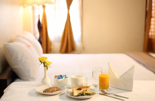 Madurai Hotel | Meenakshi's Sunshine Hotel