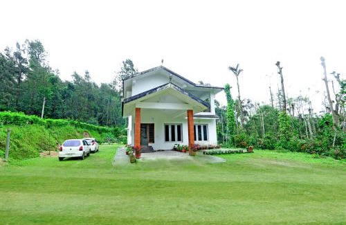 Vastare Villa | Meera Homestay - 2BH, Estate, Balcony