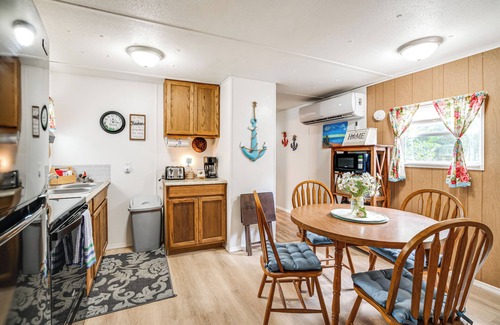 Homosassa House | Meet Manatees! Home 3 Mi to Homosassa Wildlife SP