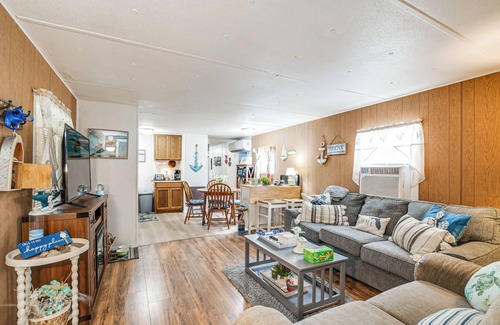 Homosassa House | Meet Manatees! Home 3 Mi to Homosassa Wildlife SP