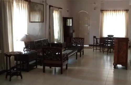 Vainguinim House | Meeting Point - Goa Holiday Home - Unit 2