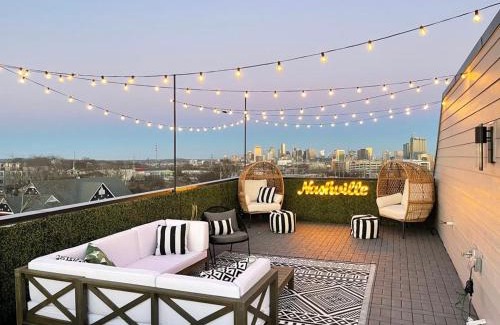 Nashville House | Mega Home - 24 Beds and Karaoke