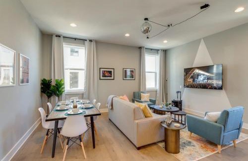 Nashville House | Mega Home - 24 Beds and Karaoke