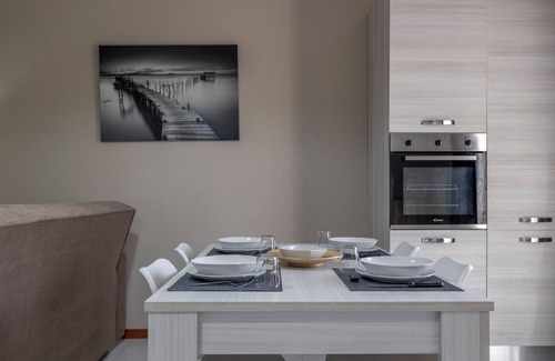 Clusone Apartment | Megan's Home - Wifi - bike path access - parking space