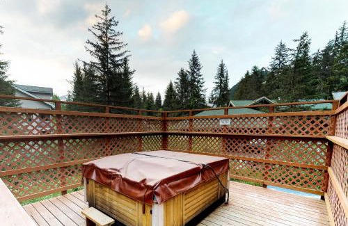 Alyeska Ski Chalet | Megeve Chalet