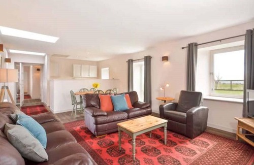 Anstruther Cottage | Meggie Allans - a cottage that sleeps 4 guests in 2 bedrooms