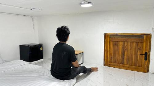 Bang Phlat Apartment | Megun capsule 150 cm