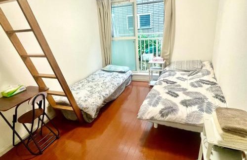 Yutenji Apartment | Meguro House close to Meguro River II