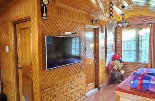 Shimla House | Mehdudia Guest House