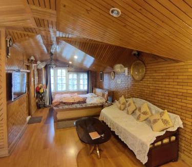 Shimla House | Mehdudia Guest House