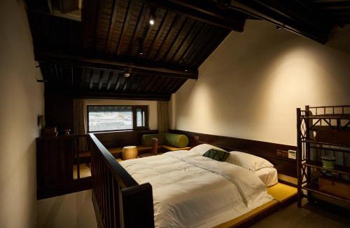 Hefang Street Cabin | MeiCen