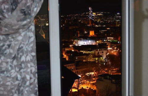 Tbilisi City Centre Apartment | Meidan Palace