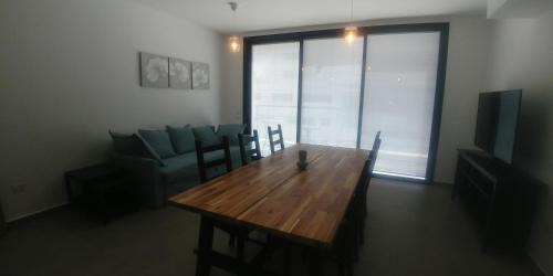 Tel Aviv Apartment | Meir Yaari 20