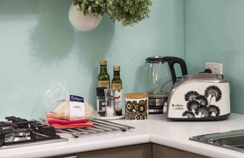 Carlton House | Meko - Luxury Carlton House in Melbourne golden inner city