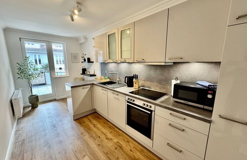 Burgerpark Apartment | MEL&BENS Modern Oak 2