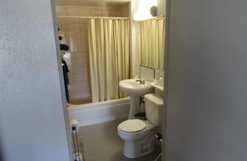 Colorado Springs Hotel | Mel Haven Motel