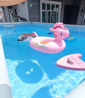 Rembia House | Melaka Homestay with pool 4BR Semi-D,BBQ,KTV,Billiard 15pax DeStarryVilla