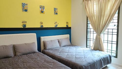Rembia House | Melaka Homestay with pool 4BR Semi-D,BBQ,KTV,Billiard 15pax DeStarryVilla
