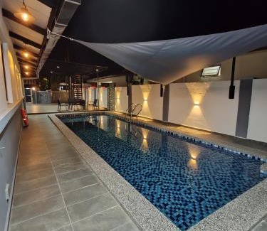 Durian Tunggal Villa | Melaka privatepool bungalow BBQWIFI krubong