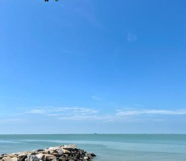 Tanjung Kling Apartment | Melaka Seaview Puteri Beach - Mutiara Beach Resort