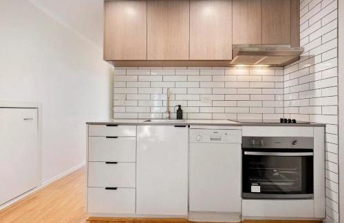 North Adelaide Apartment | Melbourne Street Haven
