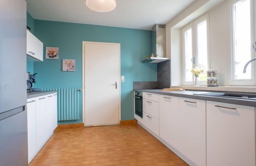 Plouzelambre House | Melchoneg by Interhome