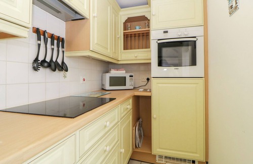 Marazion House | MELEDOR, family friendly, character holiday cottage in Marazion