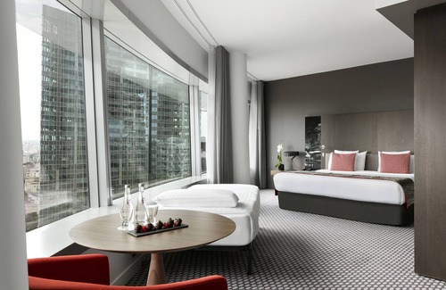 Gambetta Hotel | Melia Paris La Defense