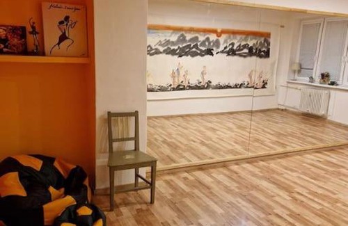 Dunajska Streda Apartment | Melinda's Dance Space- dance club apartment in Dunajská Streda
