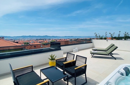 Zadar Apartment | Melli sunset rooftop