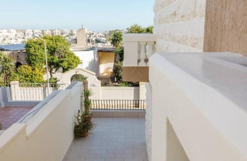 Mellieħa Heights House | Mellieha Villa W Jacuzzi And Pool Table By Homely!
