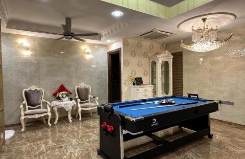 Central District Villa | Melodies Castle Homestay