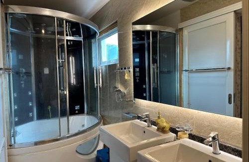 Central District Villa | Melodies Castle Homestay