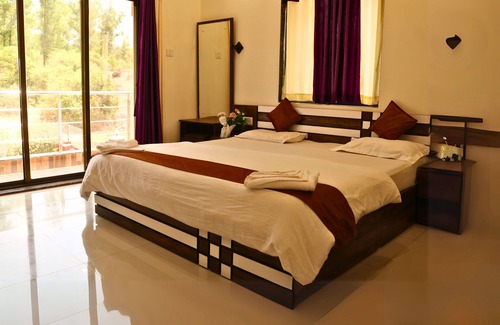 Medha Hotel | Melody 24 East Resort
