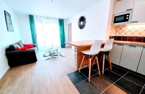 Clamart Apartment | Melody Clamart, 25 min de Paris, Tramway 6, Parking
