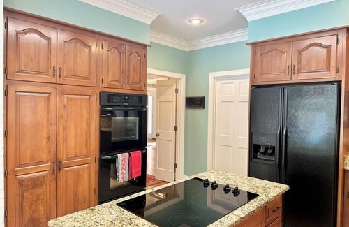 Hartwell House | Melody Lake House w/Pool!