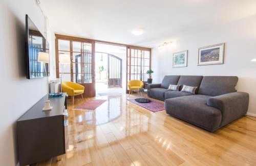 Znjan Apartment | MELODY M Apartment with private pool