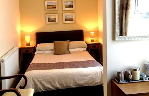 Douglas House | Melrose Guest House