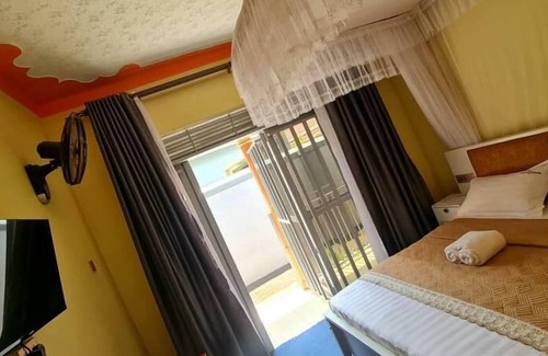 Busia Hotel | Meltonia Luxury Inn