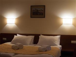 Old Town Hotel | Memel Hotel