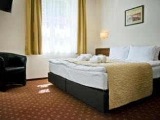 Old Town Hotel | Memel Hotel