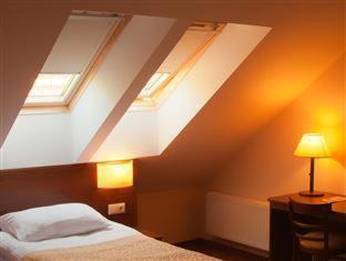 Old Town Hotel | Memel Hotel