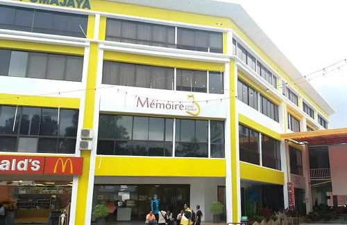 Taman Charming Hotel | Memoire Hornbill Hotel Kuching Sarawak