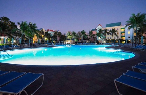 Paradise Island Villa | Memorial Week 2026 Harborside 2 BR Villa sleeps 6 W/Atlantis Access 5/23-5/30/26