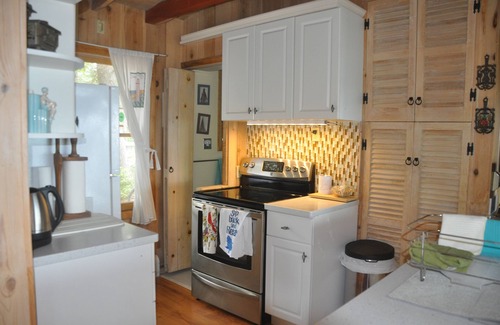 Mackinaw City Cottage | Memories: Classic updated Lake Michigan Knotty Pine Cottage on private beach