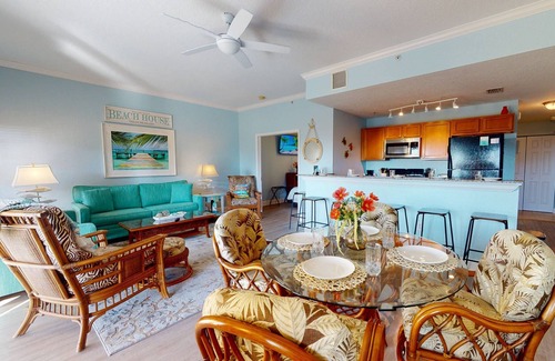 Treasure Island Condo | Memories Of A Lifetime. Great Vacation Location and Value. Heated Pool and Hot Tub.