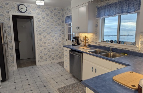 Brookings House | Memory Cove Beach House - Where Wonderful Ocean Memories begin!