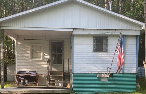 Bemus Point Cabin | Memory Lane country living 3 miles from the amazing town of Bemus Point!